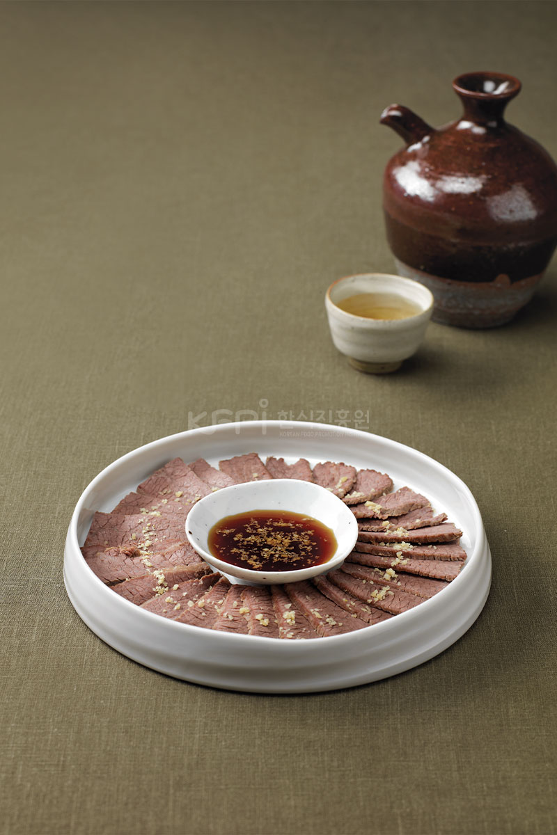 수육