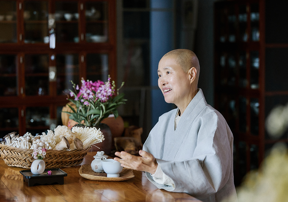 Monk Seonjae’s smile