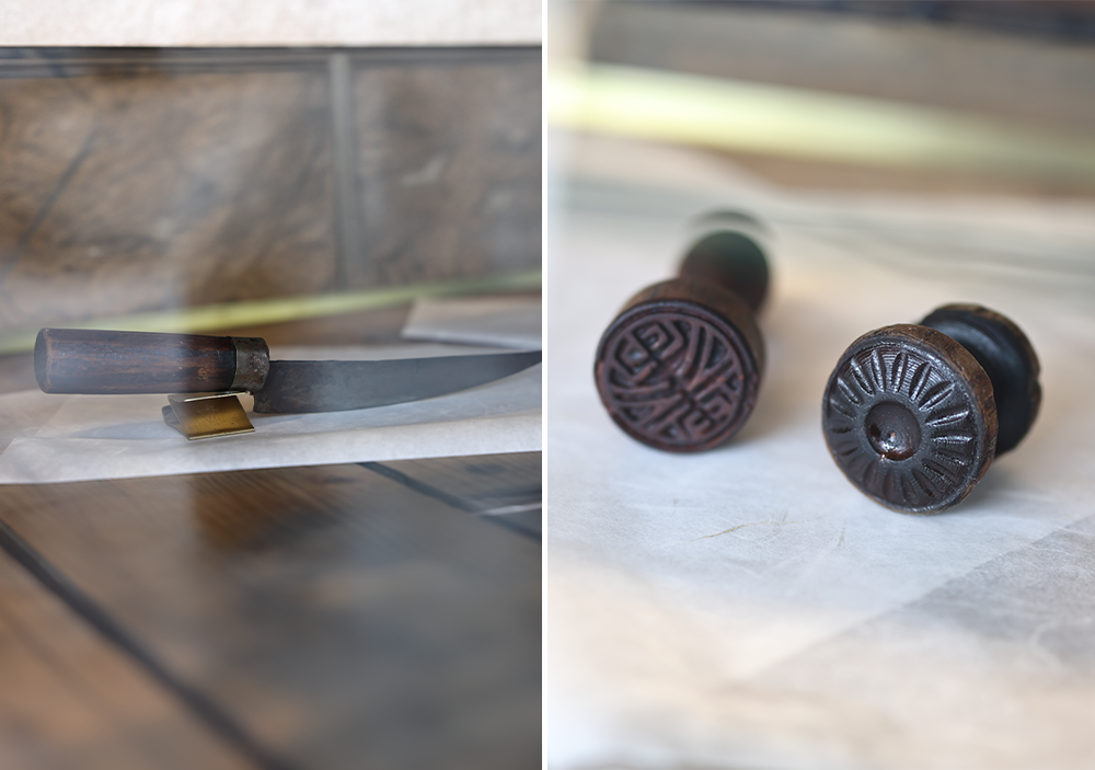 Biwon Rice Cake House’s wooden rice cake mold and knife